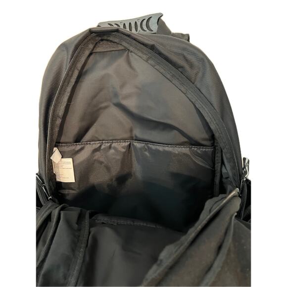 Eastsport Diamond Expandable Recycled Backpack - Picture 4 of 4